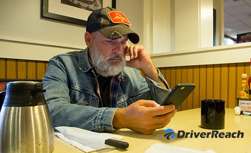 4 Ways an ATS Helps Build CDL Driver Relationships During the Recruiting Process